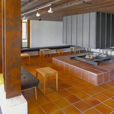 Vue Degagee Jeanne D'arc Crans-Montana