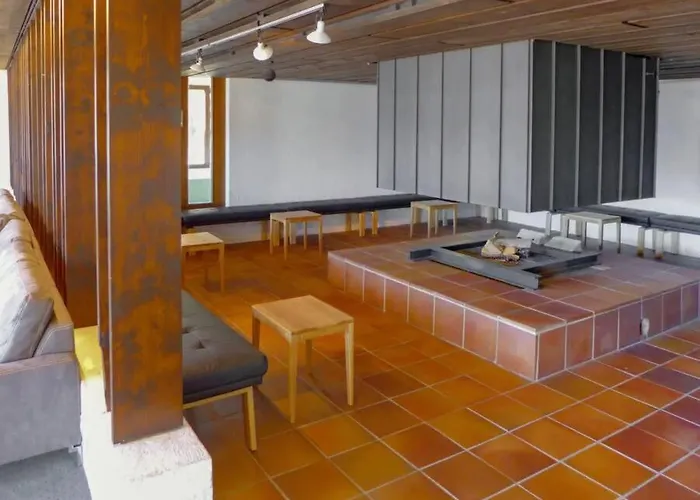 Vue Degagee Jeanne D'arc Crans-Montana